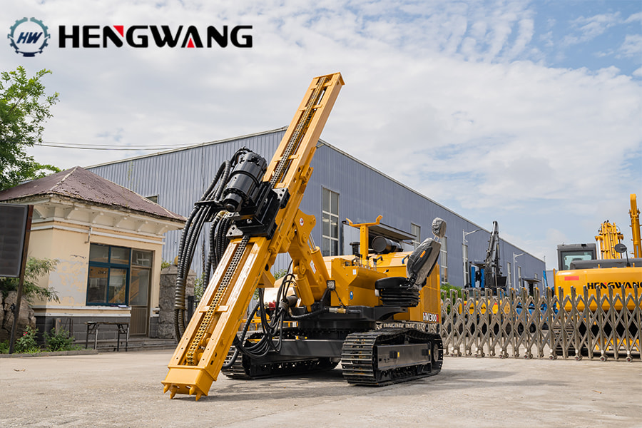 <b>HW300R-Z Yellow Solar Pile Driver: Key Features, Pricing, and Demonstration Video</b>